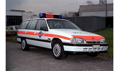 Opel Omega A2 Kantonspolizei Aargau