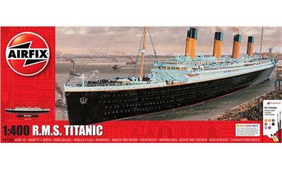 RMS Titanic Gift Set 1:400