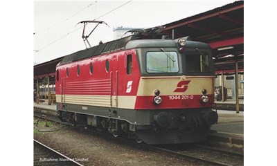 AC E-Lok Rh 1044 ÖBB IV + PluX22 Dec.